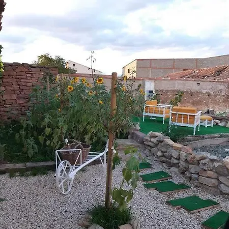 La Quibla De Abuhan Holiday home Caude